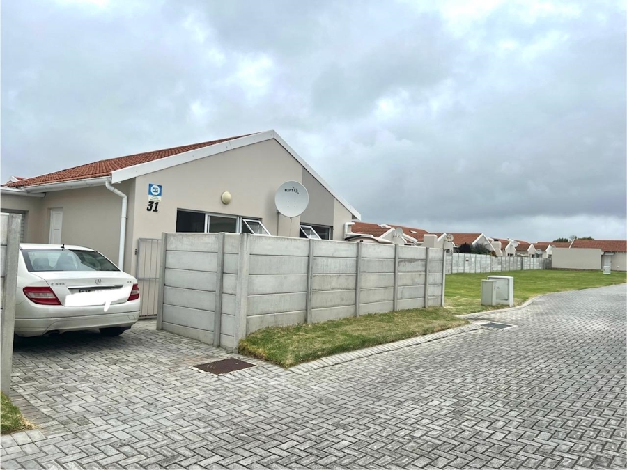 To Let 2 Bedroom Property for Rent in Fairview Eastern Cape